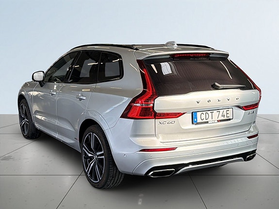 Volvo XC60 5 of 24