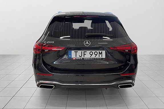 Mercedes-Benz C200 8 of 30