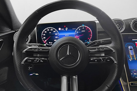 Mercedes-Benz C200 22 of 30
