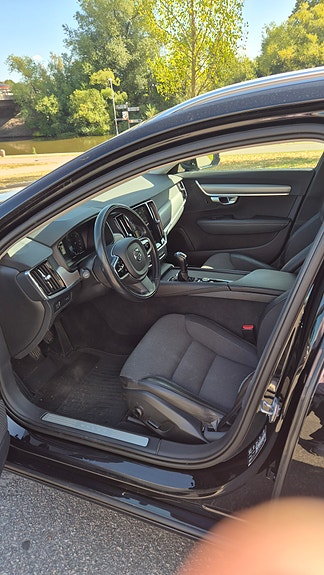 Volvo V90 6 of 14