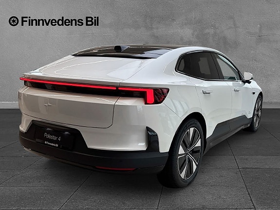 Polestar 4 4 of 7