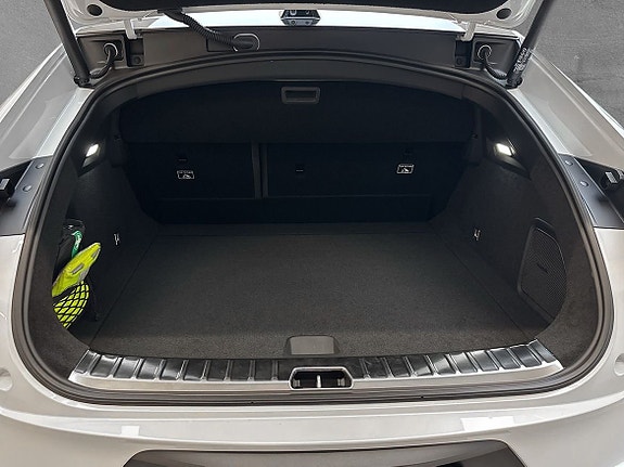 Polestar 4 7 of 7