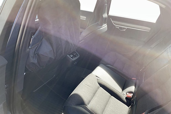 Volvo S90 8 of 9