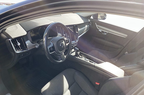 Volvo S90 5 of 9