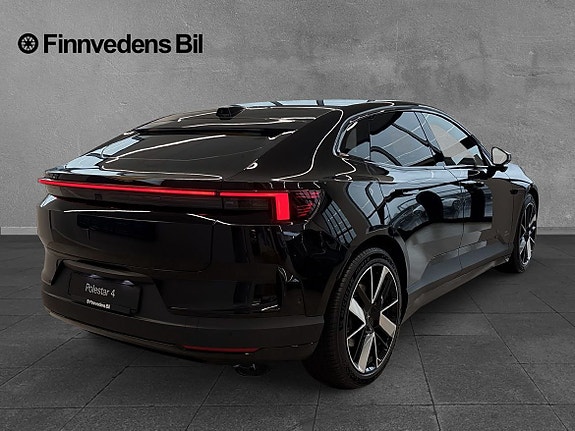 Polestar 4 4 of 6