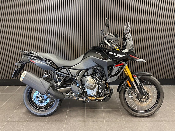 Suzuki DL800DE V-Strom 2 of 6