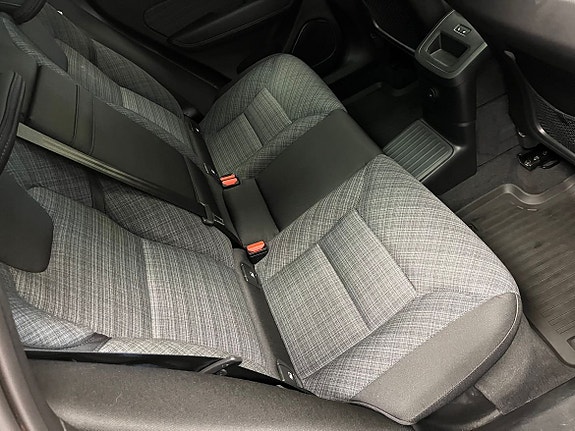 Volvo XC60 9 of 20