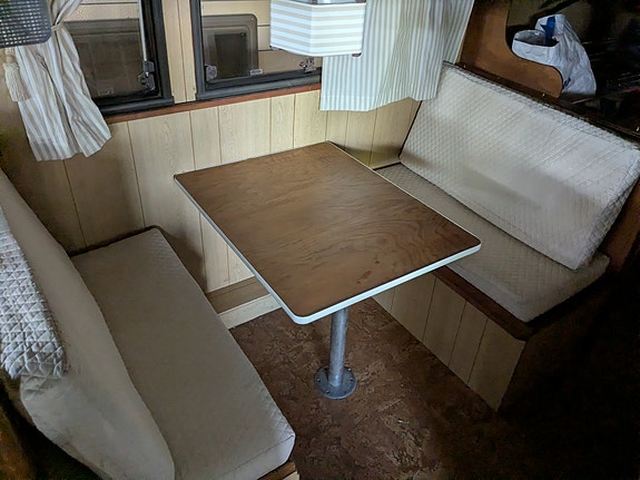 Ford P-350 Step Van Camper RV Husbil 9 of 10