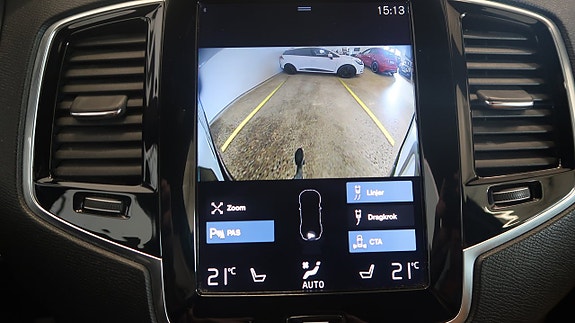 Volvo XC90 15 of 24