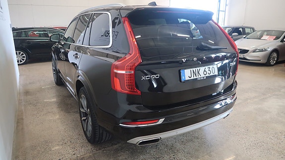 Volvo XC90 6 of 24