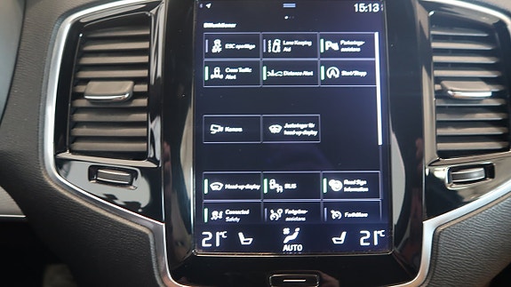 Volvo XC90 16 of 24