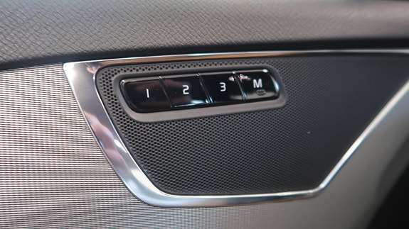 Volvo XC90 20 of 24
