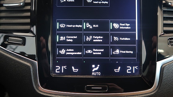 Volvo XC90 17 of 24