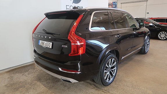 Volvo XC90 4 of 24
