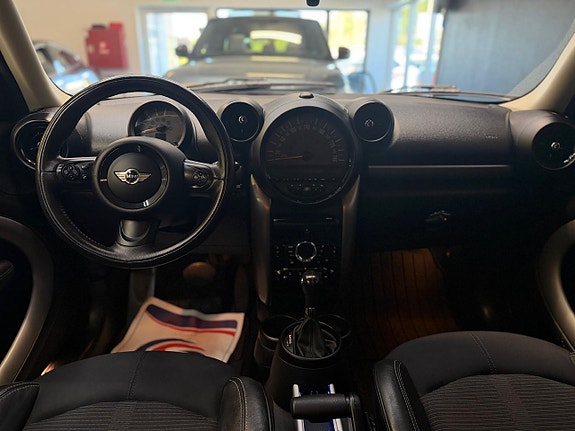 MINI Countryman Cooper D 8 of 23