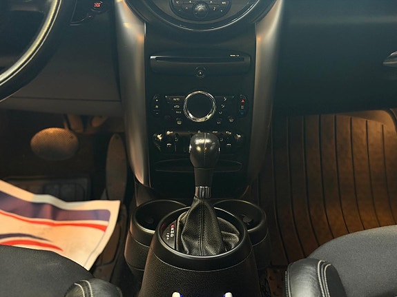 MINI Countryman Cooper D 12 of 23