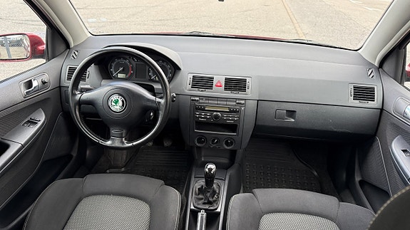 Skoda Fabia 12 of 13