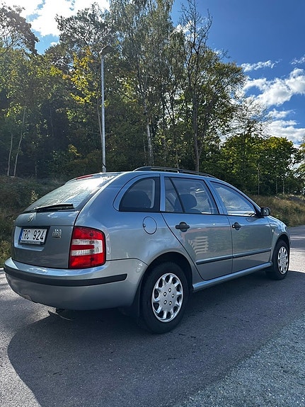 Skoda Fabia 3 of 10