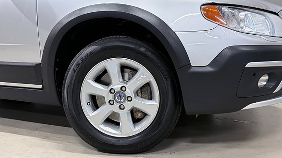 Volvo XC70 17 of 17