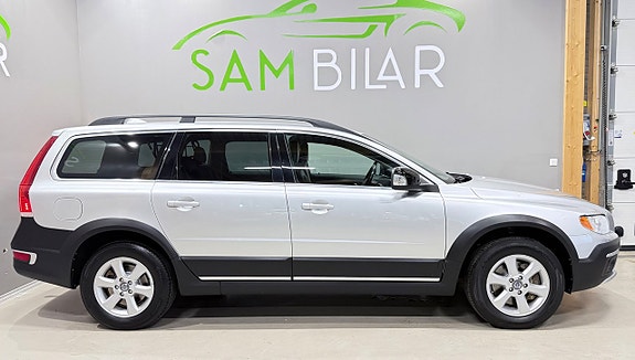 Volvo XC70 3 of 17