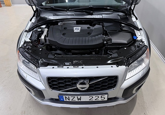 Volvo XC70 16 of 17