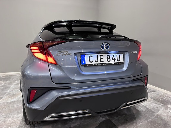 Toyota C-HR 6 of 29