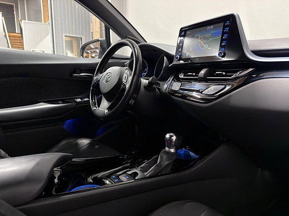 Toyota C-HR 24 of 29