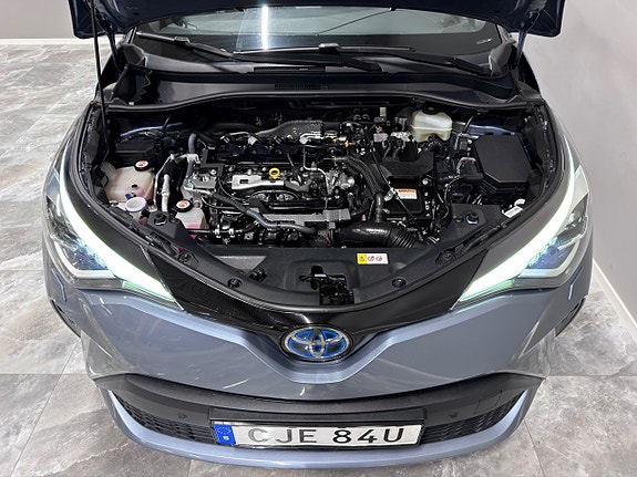 Toyota C-HR 13 of 29