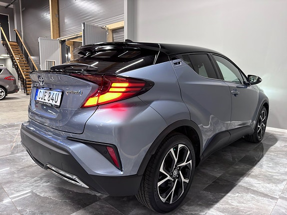 Toyota C-HR 7 of 29