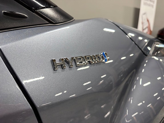 Toyota C-HR 12 of 29