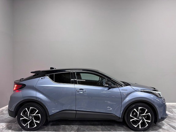 Toyota C-HR 8 of 29