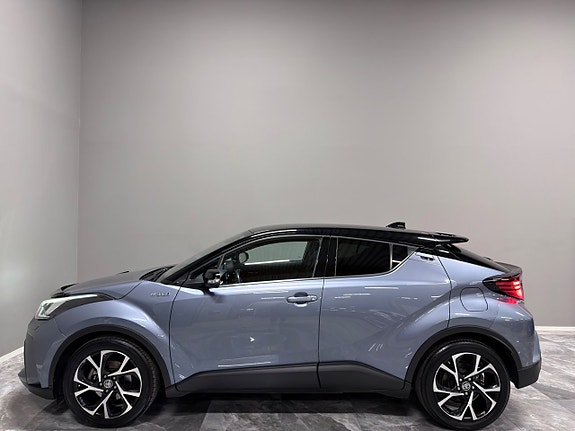 Toyota C-HR 4 of 29
