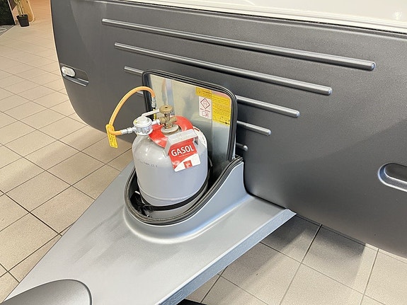 Adria ACTION 391 LH (TRUMA+Golvvärme+1 300kg) 7 of 20
