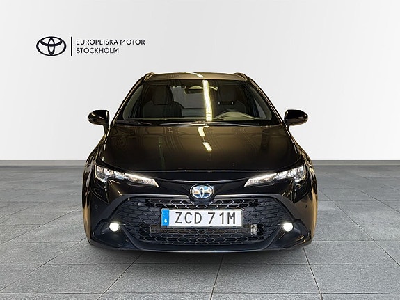 Toyota Corolla 5 of 13