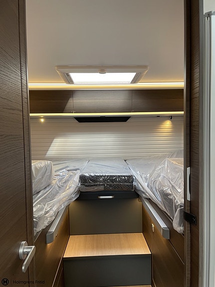 Adria Coral Supreme 670 SL 14 of 15