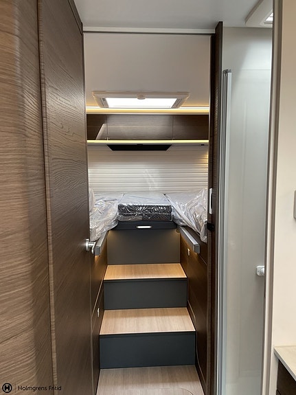 Adria Coral Supreme 670 SL 11 of 15