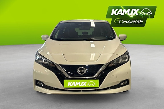 Nissan Leaf 6 of 23