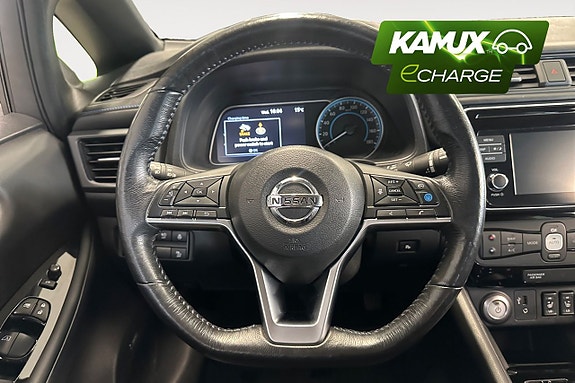 Nissan Leaf 13 of 23