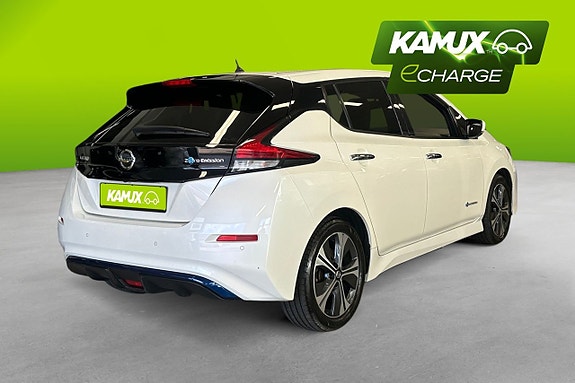 Nissan Leaf 4 of 23