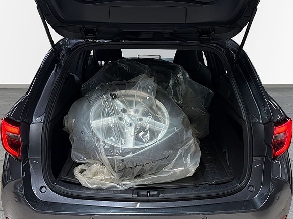 Toyota Corolla 10 of 13