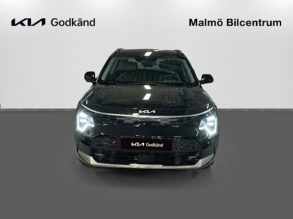 Kia Niro 2 of 18