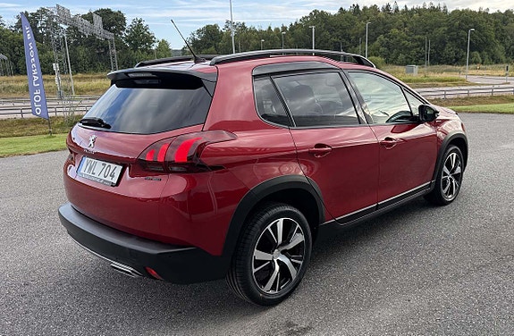 Peugeot 2008 6 of 8