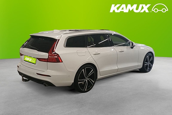 Volvo V60 4 of 24