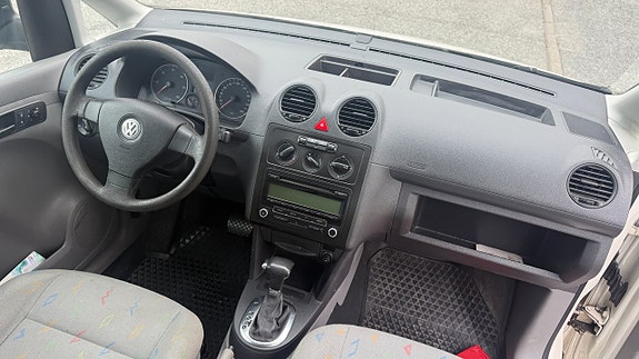 Volkswagen Caddy Maxi 5 of 10
