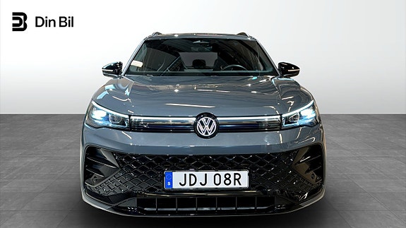 Volkswagen Tiguan 4 of 23