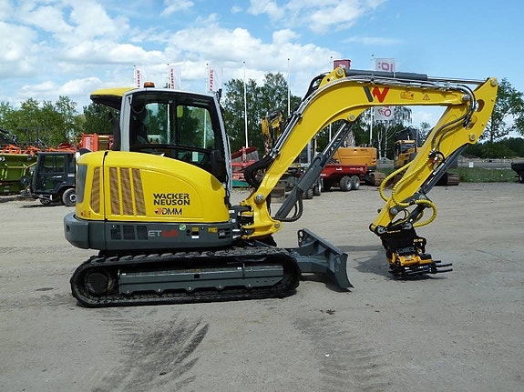 Wacker Neuson ET65 3 of 9