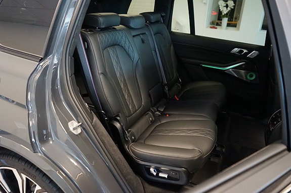 BMW X7 19 of 27