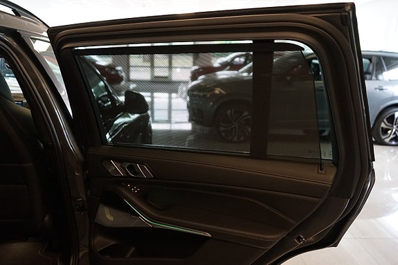 BMW X7 16 of 27