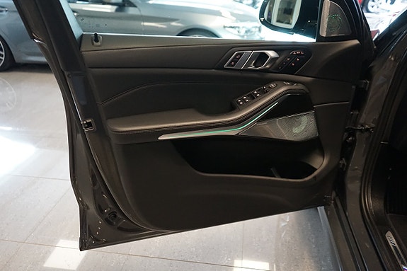 BMW X7 4 of 27