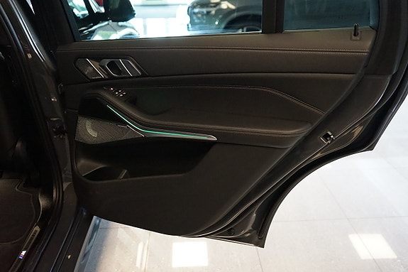 BMW X7 15 of 27